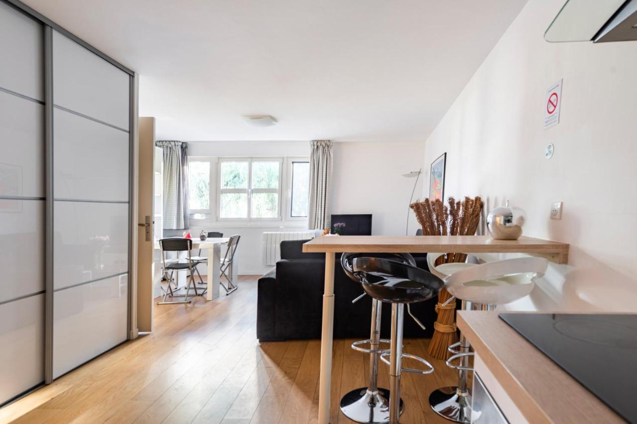 Nice Flat 5 Min Walking From The Sea Exterior photo
